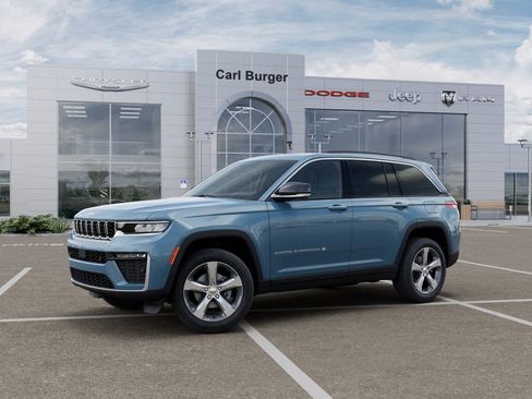 New 2026 Jeep Grand Cherokee Limited RWD image 2