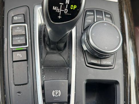 Used 2018 BMW X5 sDrive35i RWD image 19