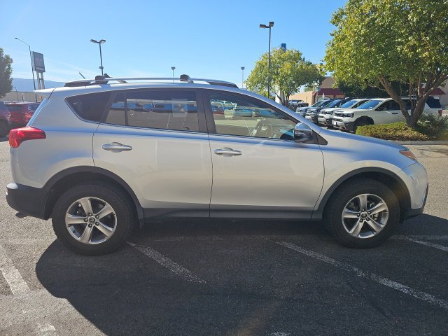 Used 2015 Toyota RAV4 XLE FWD image 4