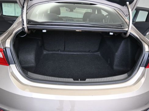 Used 2023 Chevrolet Malibu LT FWD image 15
