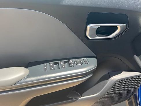 Used 2025 Kia K4 FWD image 13