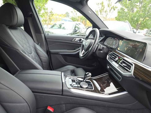 Used 2023 BMW X5 xDrive45e w/ Climate Comfort Package image 10