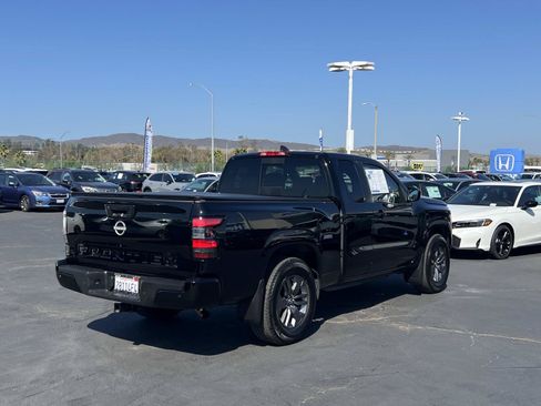 Used 2025 Nissan Frontier SV w/ SV Convenience Package RWD image 21