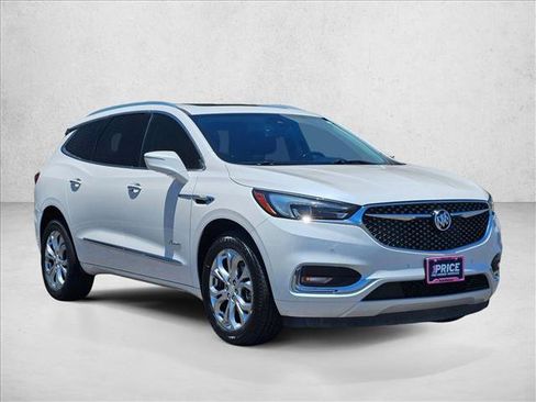 Used 2020 Buick Enclave Avenir w/ Avenir Technology Package FWD image 3