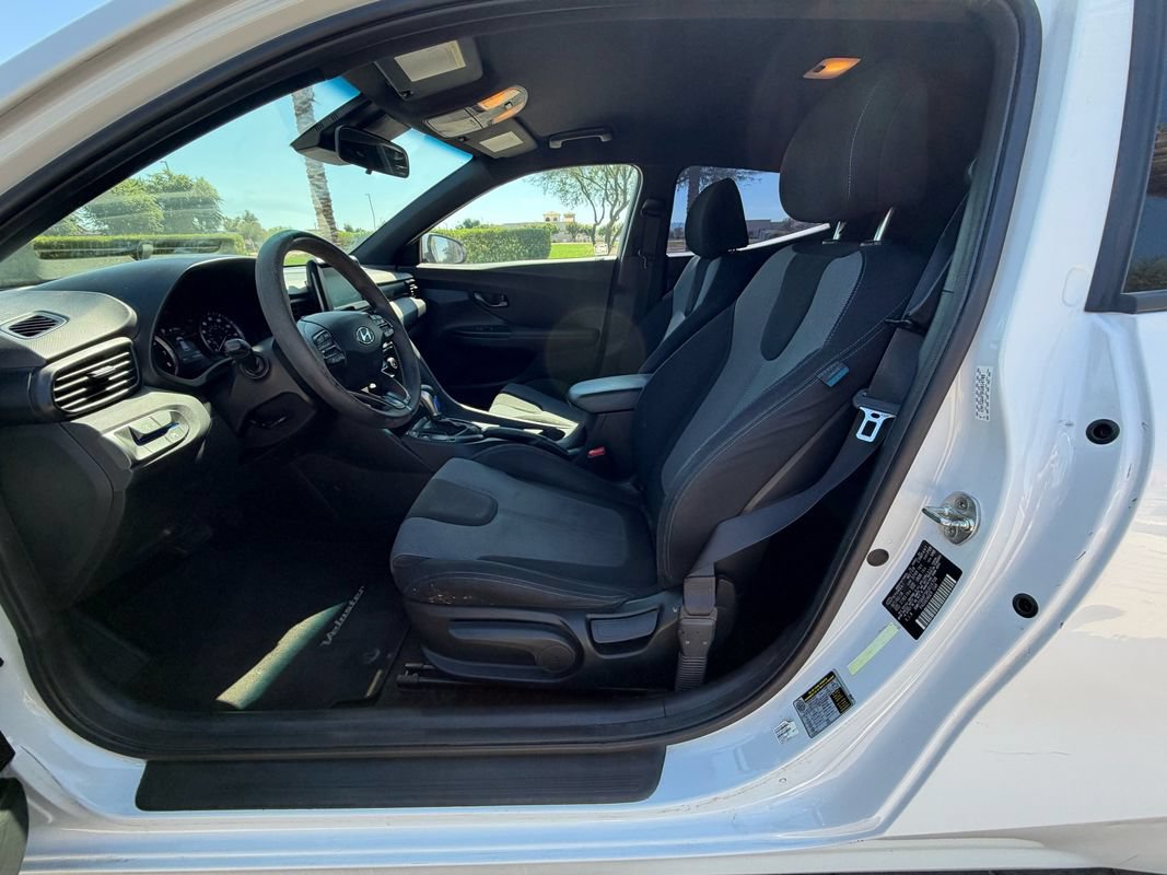 Used 2019 Hyundai Veloster 2.0 FWD image 9