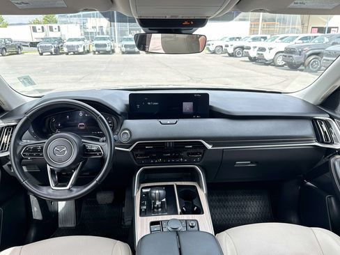 Used 2025 MAZDA CX-90 Plug-In Hybrid w/ Preferred AWD/4WD image 14