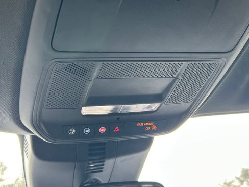 Used 2025 GMC Acadia Elevation FWD image 19
