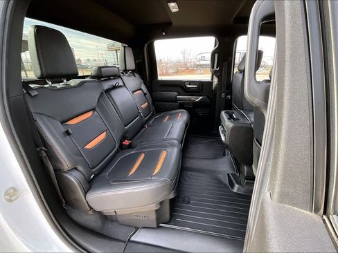 Used 2022 GMC Sierra 2500 AT4 image 17