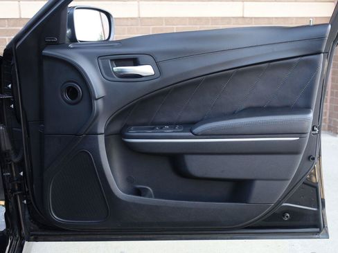 Used 2019 Dodge Charger Scat Pack w/ Plus Group RWD image 26