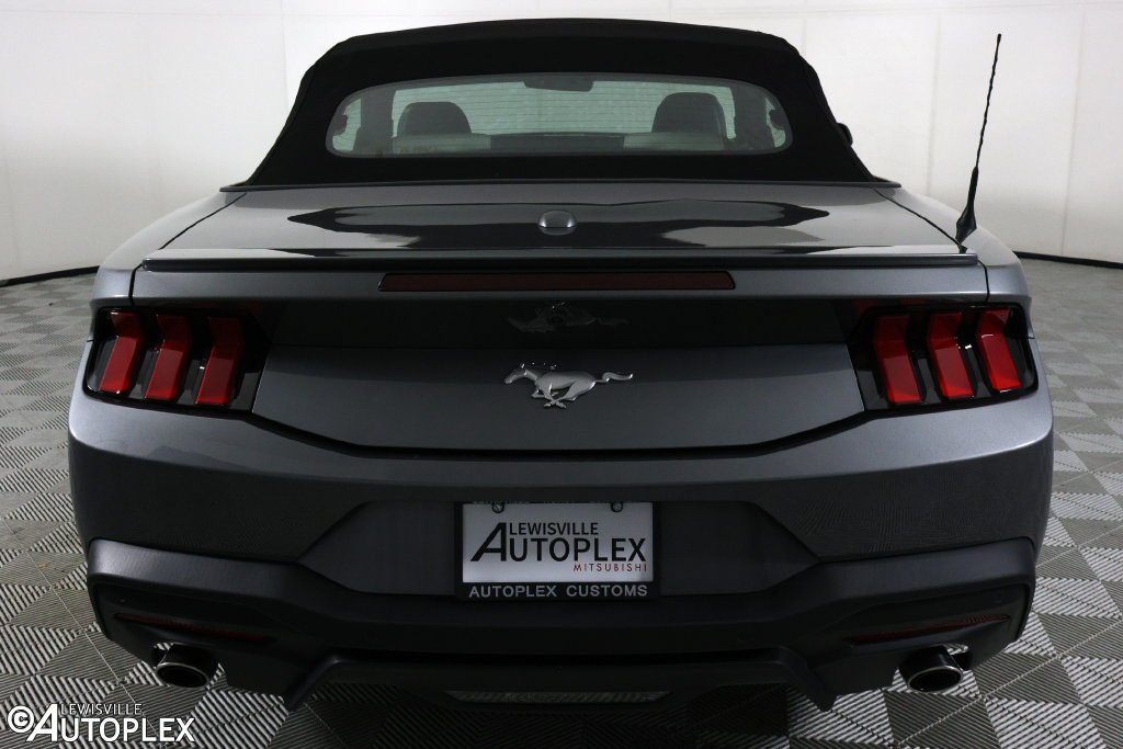 Used 2024 Ford Mustang Premium RWD image 10