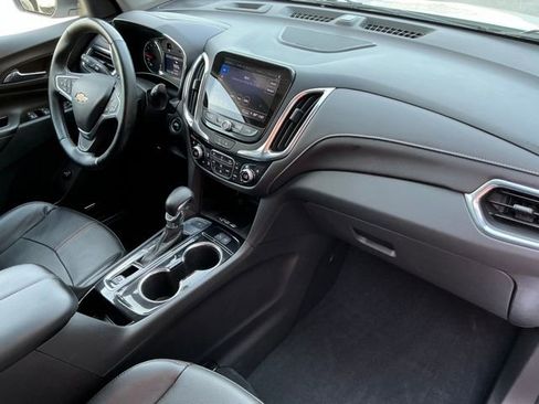 Used 2023 Chevrolet Equinox Premier AWD/4WD image 17