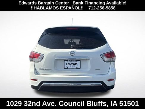 Used 2014 Nissan Pathfinder S AWD/4WD image 6
