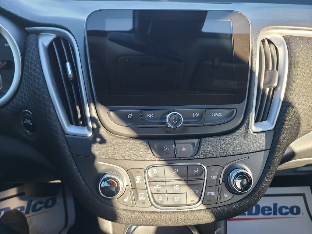 Used 2025 Chevrolet Malibu LT FWD image 25