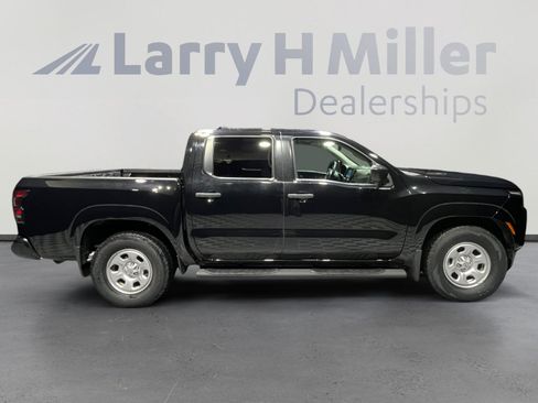 Certified 2022 Nissan Frontier S image 6