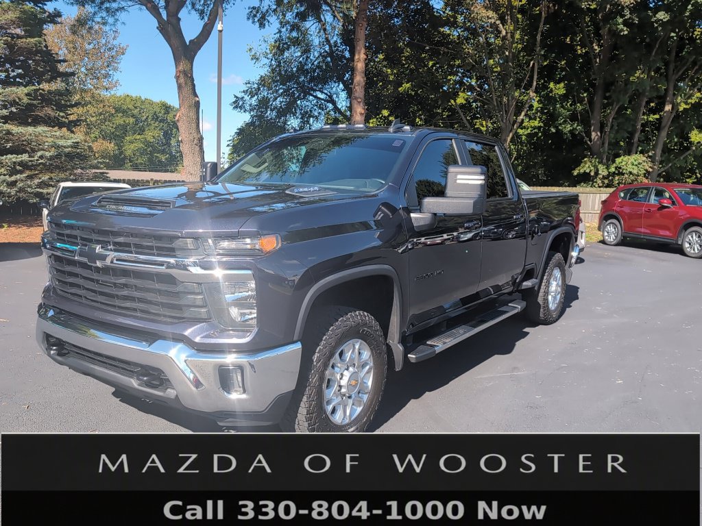 Used 2024 Chevrolet Silverado 2500 LT w/ Convenience Package AWD/4WD image 1