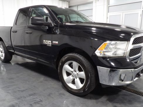 Used 2019 RAM 1500 Tradesman w/ Tradesman SXT Package image 2