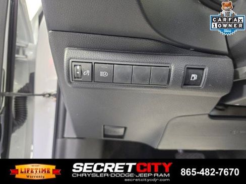 Used 2024 Toyota Corolla LE FWD image 14