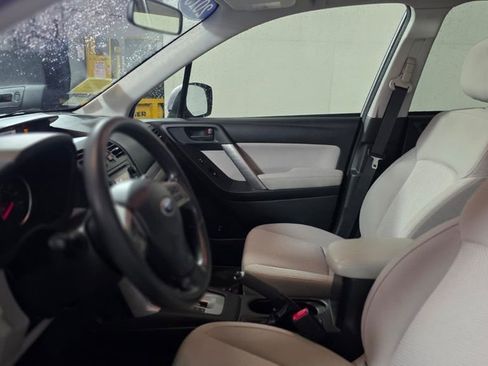 Used 2015 Subaru Forester 2.5i Premium w/ All-Weather Package image 16