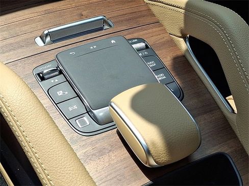 Certified 2025 Mercedes-Benz GLE 350 4MATIC image 14