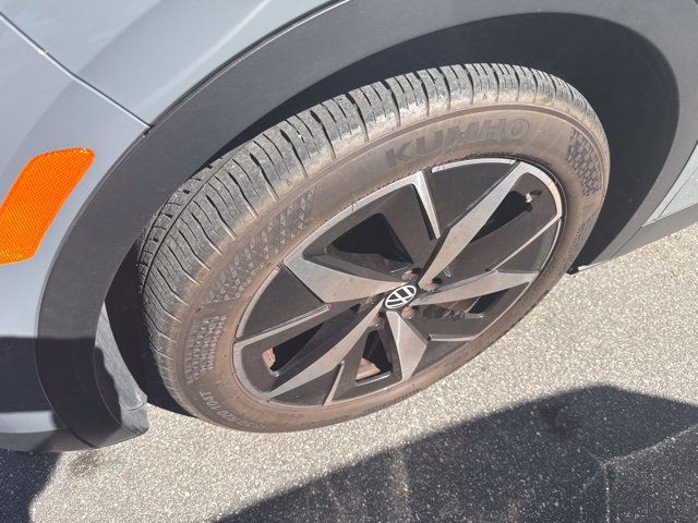 Used 2023 Volkswagen ID.4 Pro S RWD image 16