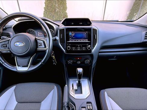 Used 2019 Subaru Crosstrek 2.0i Premium w/ Moonroof Package image 15