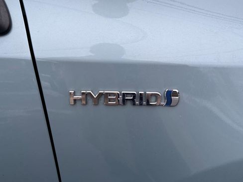 Used 2013 Toyota Prius V Three image 11