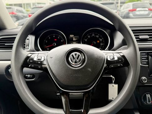 Used 2017 Volkswagen Jetta S FWD image 12
