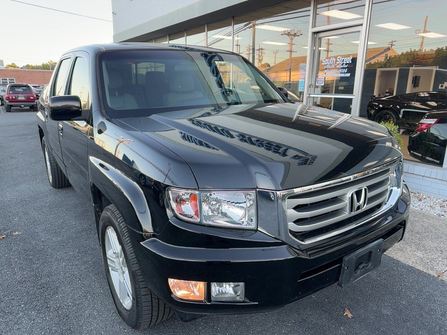 Used 2012 Honda Ridgeline RTL image 2