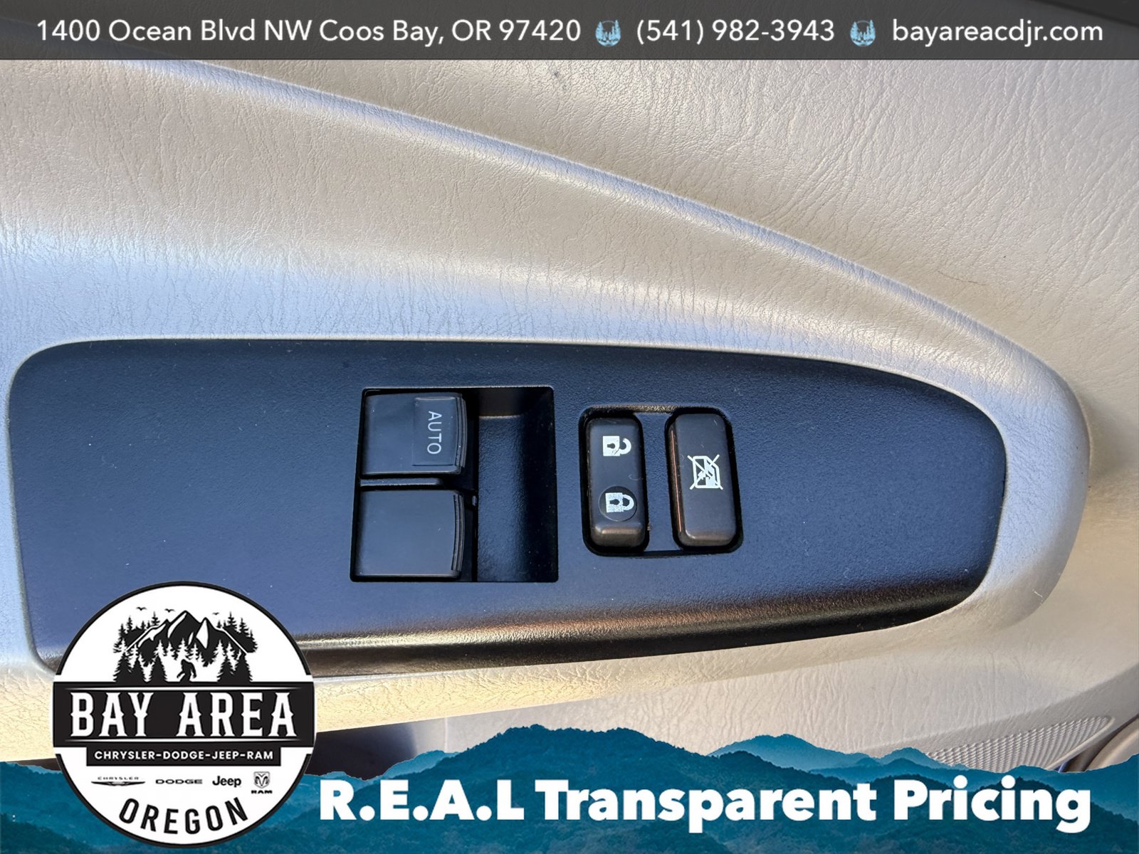Used 2015 Toyota Tacoma PreRunner w/ TRD Sport Package RWD image 11