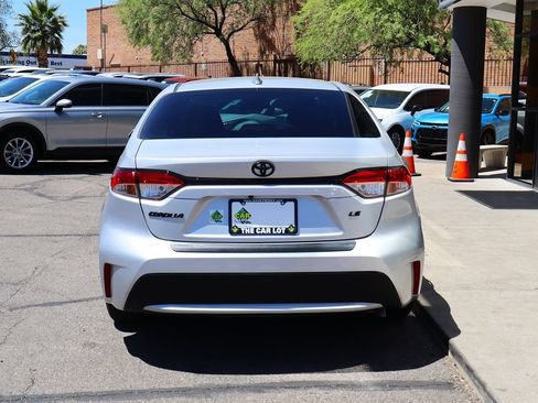 Used 2022 Toyota Corolla LE w/ Carpet Mat Package (TMS) FWD image 11