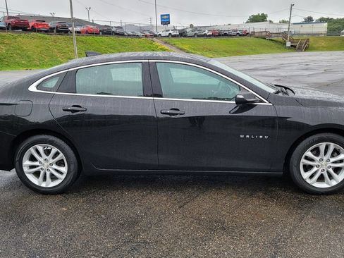 Used 2018 Chevrolet Malibu LT FWD image 14