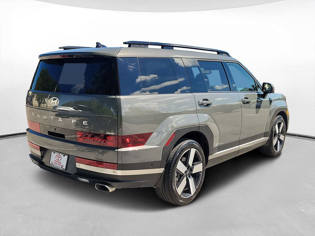 Used 2025 Hyundai Santa Fe Limited AWD/4WD image 4