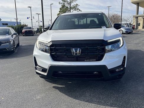 Used 2025 Honda Ridgeline Black Edition image 8
