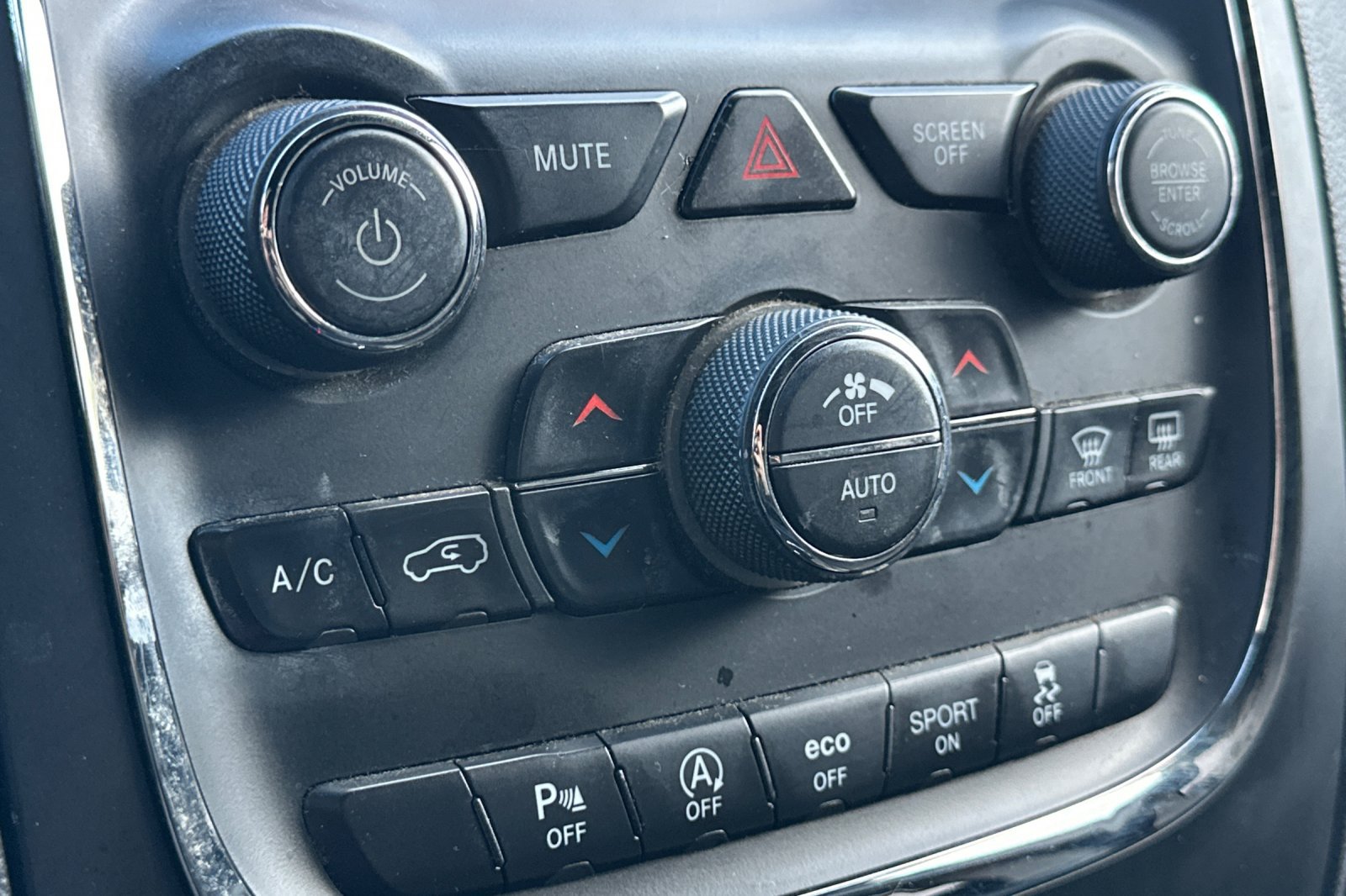 Used 2019 Dodge Durango GT AWD/4WD image 28