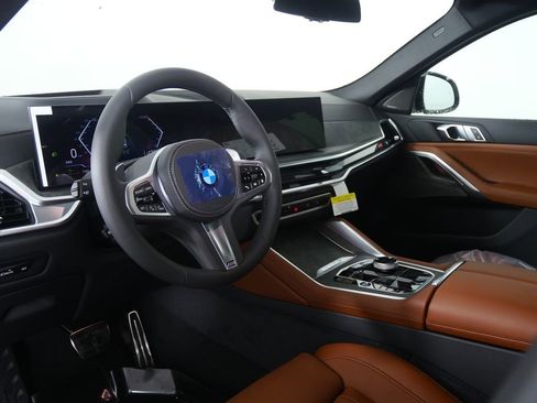 New 2026 BMW X6 xDrive40i w/ Executive Package image 13