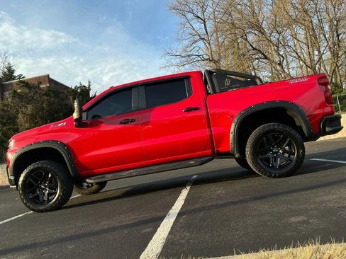 Used 2021 Chevrolet Silverado 1500 LT Trail Boss image 1