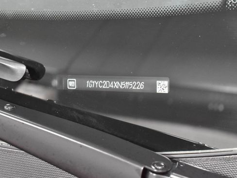 Used 2022 Chevrolet Corvette Stingray Premium Cpe w/ Body-Color Dual Roof Package image 28