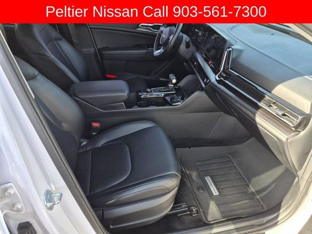 Used 2024 Kia Sportage EX FWD image 9