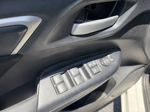 Used 2020 Honda Fit LX image 12
