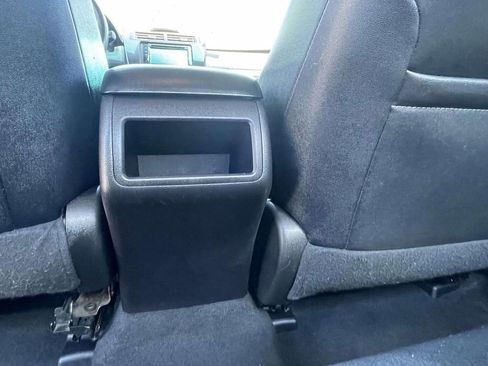 Used 2014 Toyota Camry SE image 12