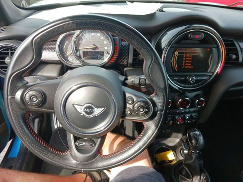 Used 2017 MINI Cooper S image 7