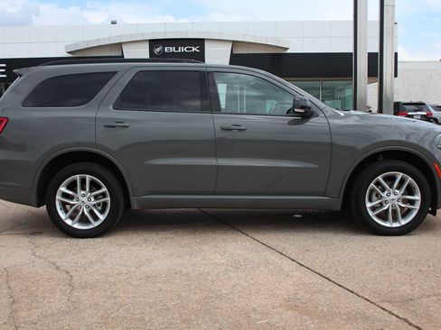 Used 2025 Dodge Durango GT AWD/4WD image 14