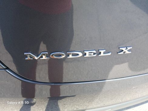Used 2018 Tesla Model X 75D AWD/4WD image 13