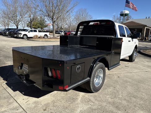 Used 2025 RAM 3500 Tradesman w/ Chrome Appearance Group image 7