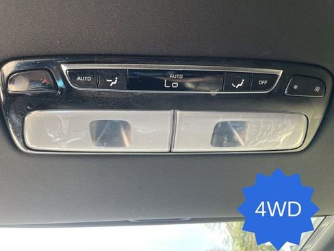 Used 2025 Kia Telluride AWD image 22