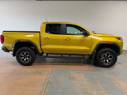Used 2024 GMC Canyon AT4X AWD/4WD image 5
