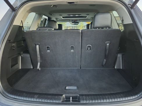 Used 2025 Kia Telluride S image 17