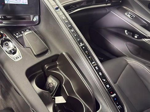 Used 2025 Chevrolet Corvette E-Ray w/ Stealth Interior Trim Package AWD/4WD image 25