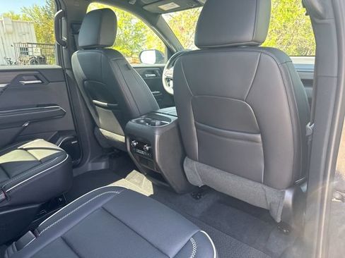 Used 2025 GMC Acadia Denali w/ Super Cruise Package AWD/4WD image 51
