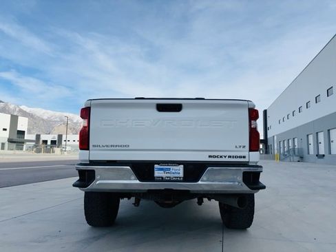 Used 2020 Chevrolet Silverado 2500 LTZ w/ LTZ Premium Package image 5